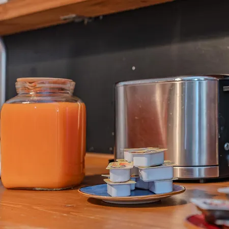 Morada 181 בית הארחה בארי