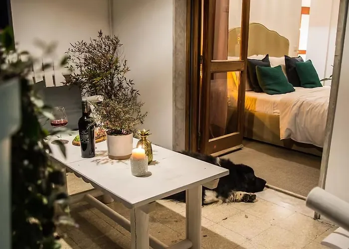 Morada 181 3* בארי